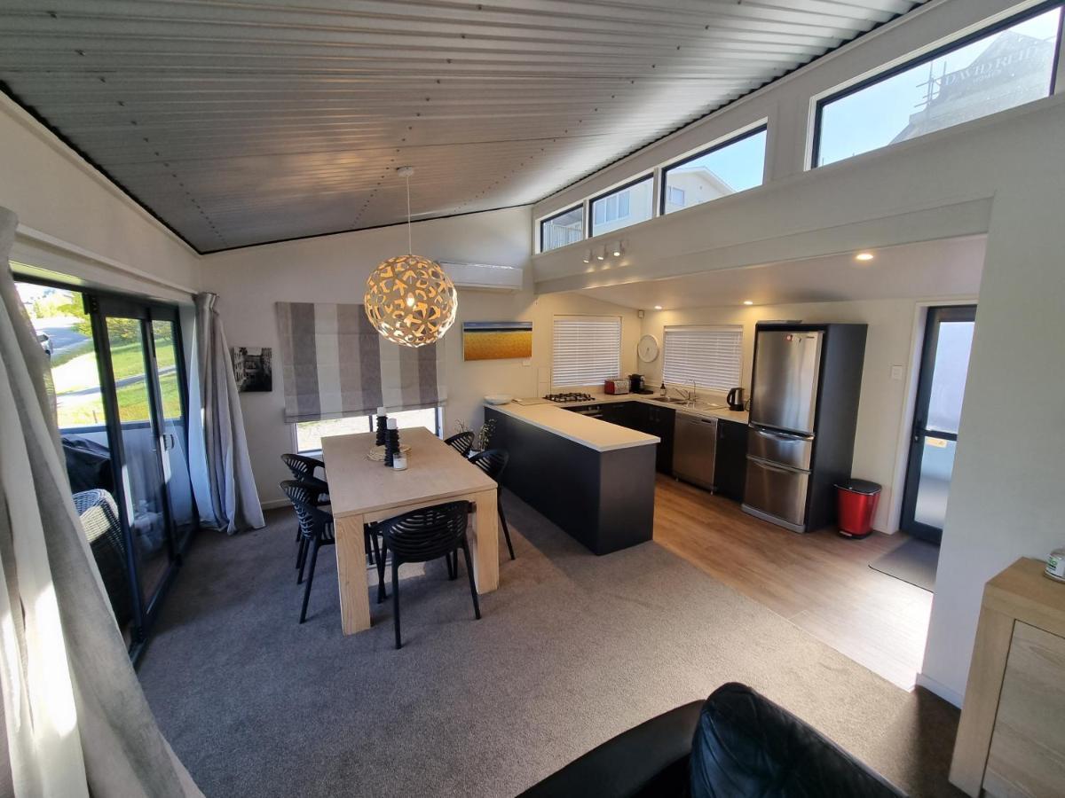 Cosy Cottage In Wanaka Exterior photo